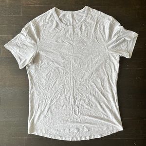 LULULEMON Men’s Short Sleeve Shirt